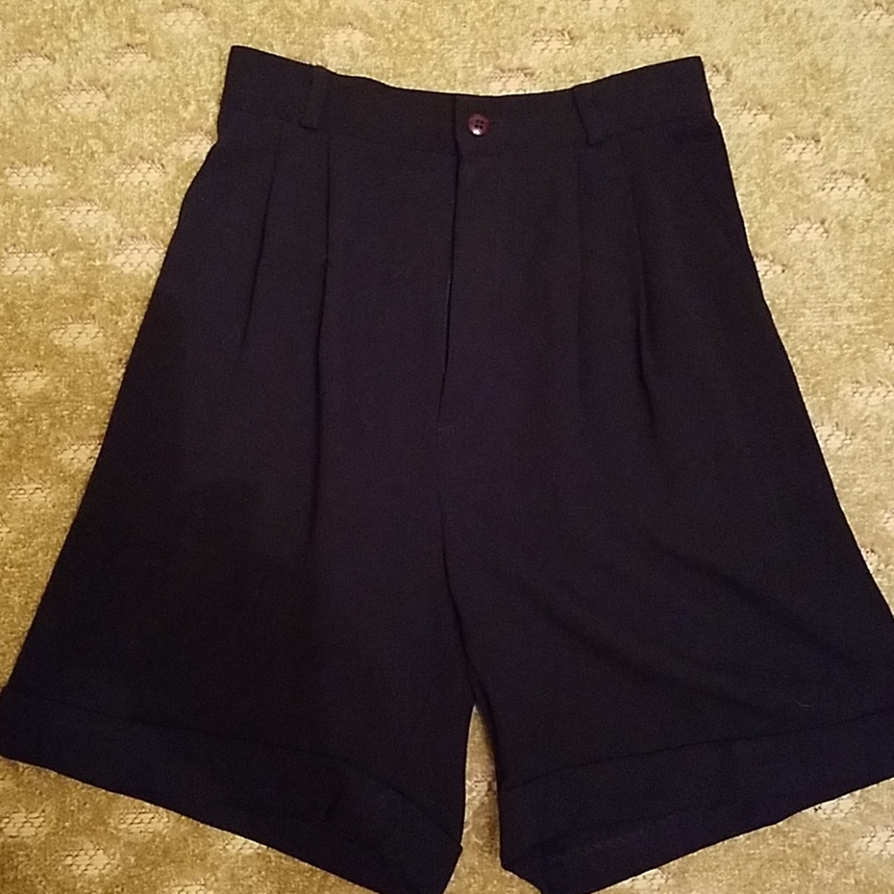 Size 6 navy shorts